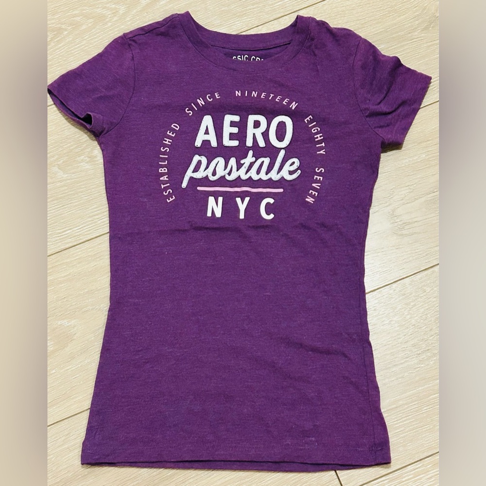 Aeropostale Logo T-shirt Womens  Junior Size XS Purple NYC Short Sleeve Top